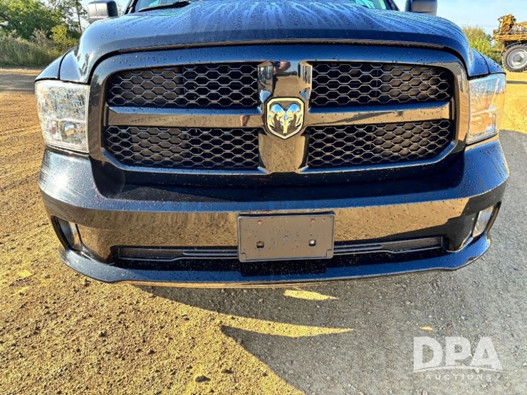 2016-dodge-ram-1500-image-17
