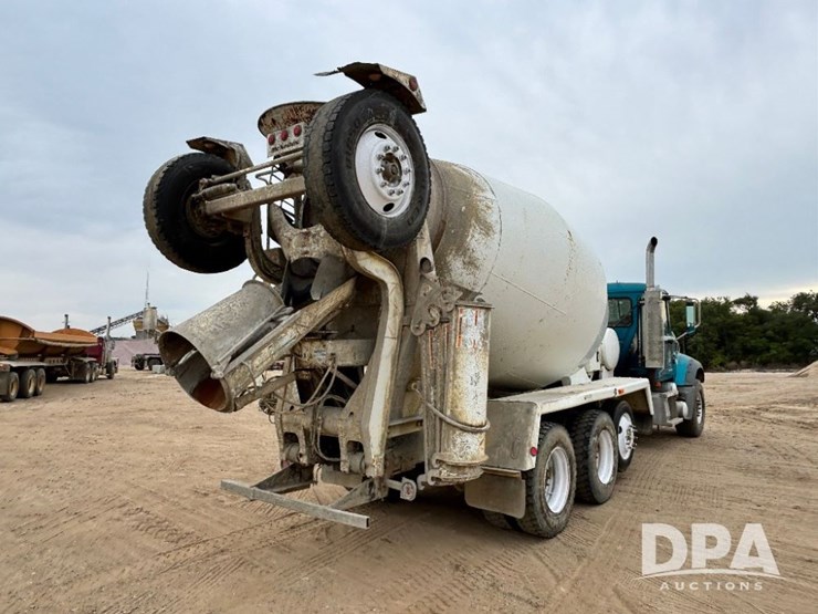 mack-granite-gu713-image-12