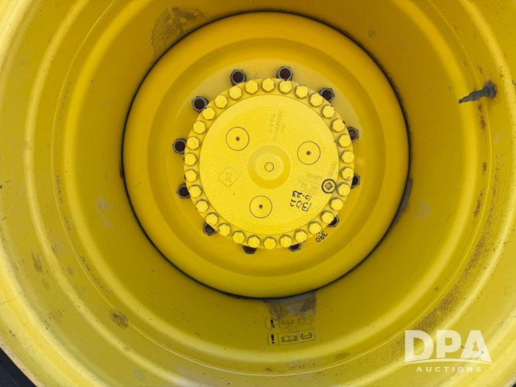 2021-john-deere-f4365-image-52