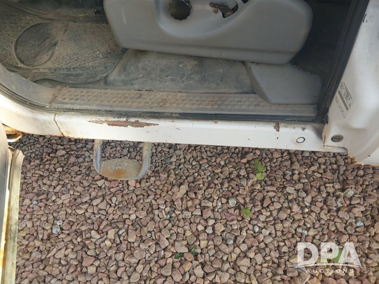2001-ford-f350-image-9