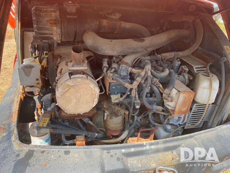 2021-kubota-r540-image-6