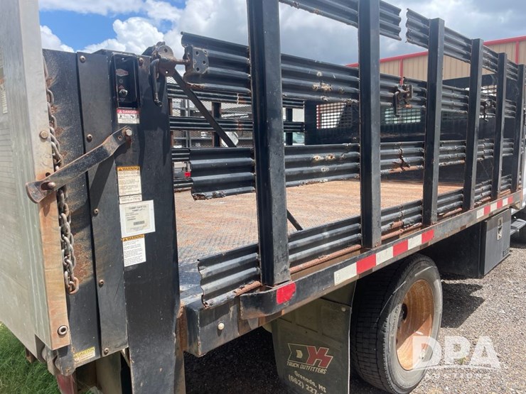 2019-ford-f550-image-3