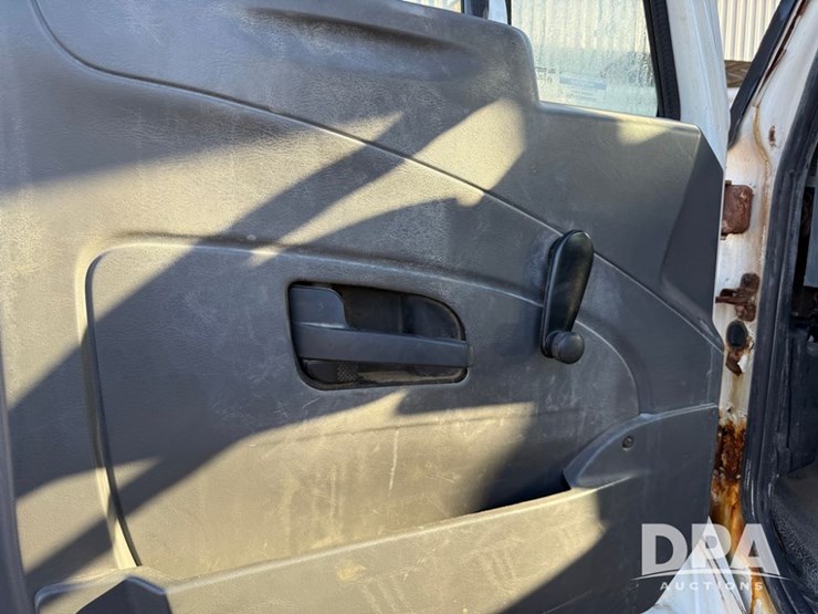 2002-international-durastar-4400-image-55