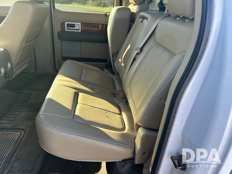 2010-ford-f150-lariat-image-22