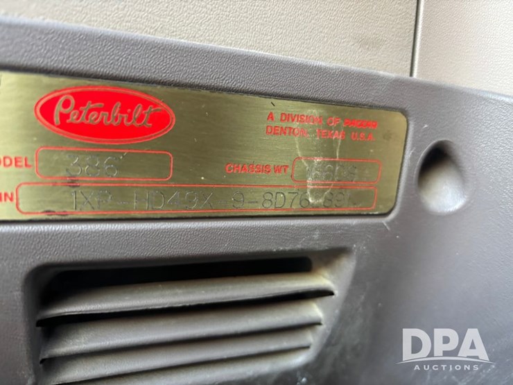 2008-peterbilt-386-image-77
