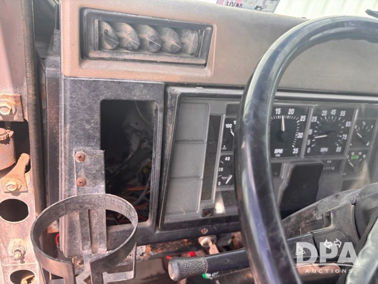 1993-ihc-4900-truck-(gp11369,-unit-44788)-image-54