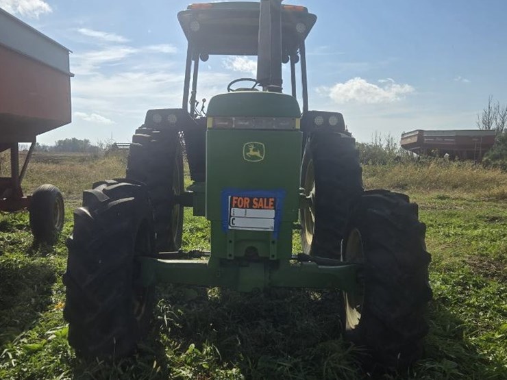 john-deere-2955-image-2