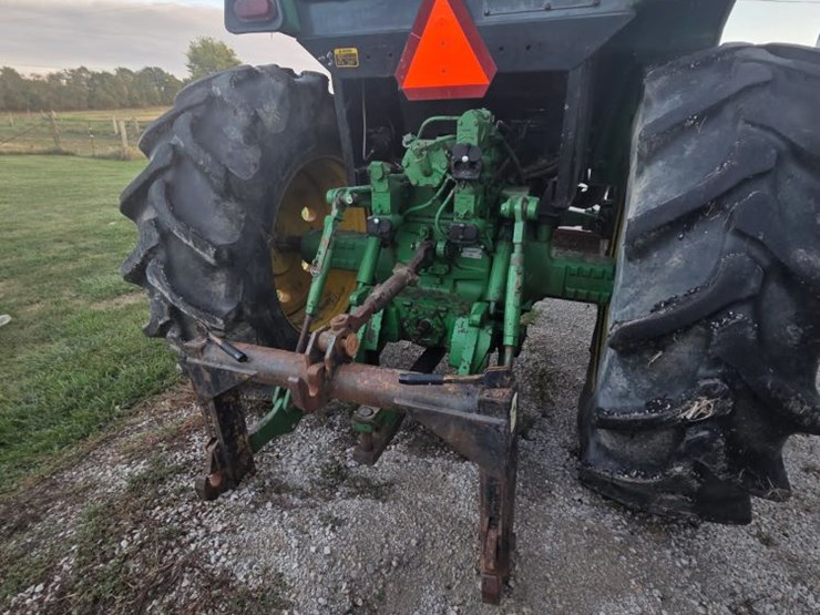 1992-john-deere-4960-image-5