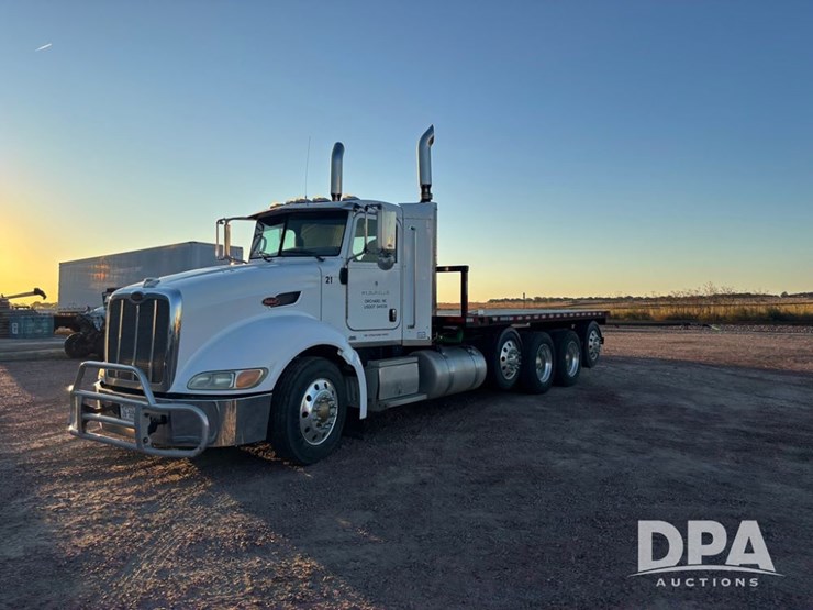 2008-peterbilt-386-image-18