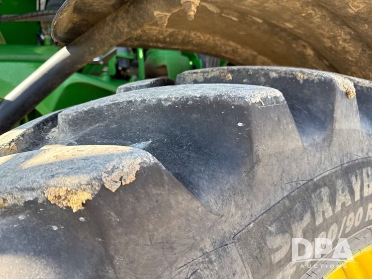 2021-john-deere-r4044-image-60