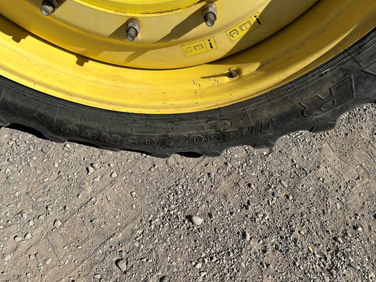 2015-john-deere-r4045-image-24