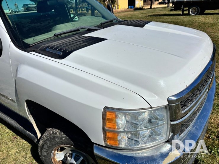 2012-chevrolet-2500hd-image-47