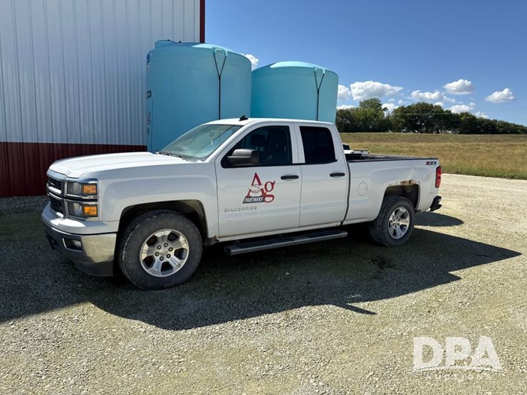 2014-chevrolet-silverado-image-22