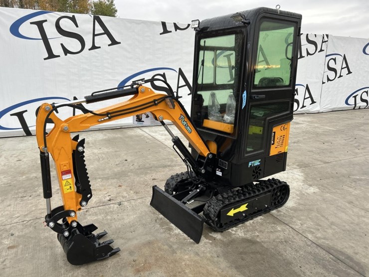 #6460-•-unused-future-ft13c-mini-excavator-image-1