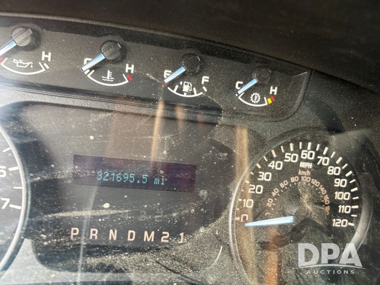 2012-ford-f150-image-34