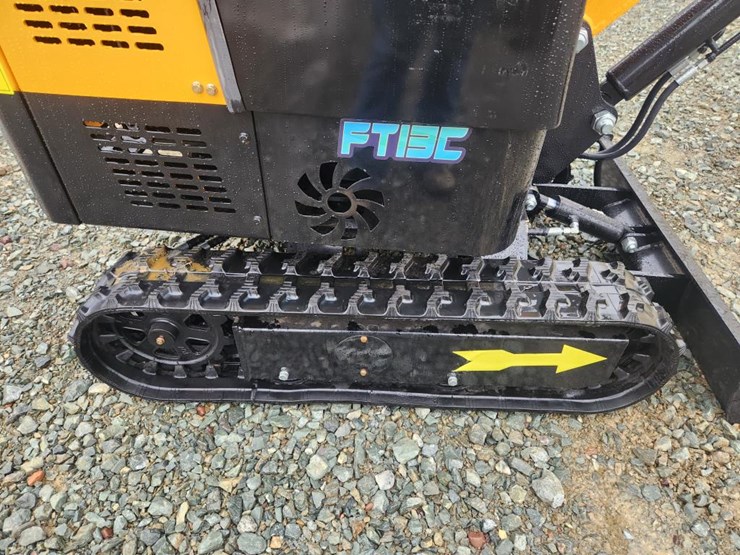 #6456-•-unused-future-ft13c-mini-excavator-image-19
