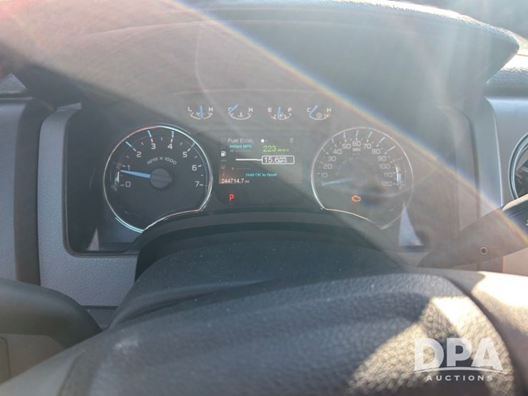 2013-ford-f150-xlt-image-33