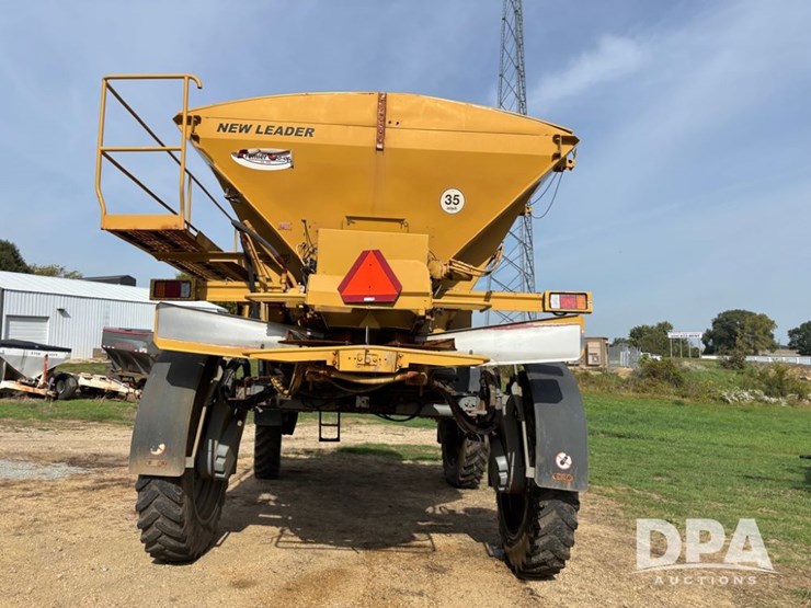 2014-ag-chem-rg1100-image-7