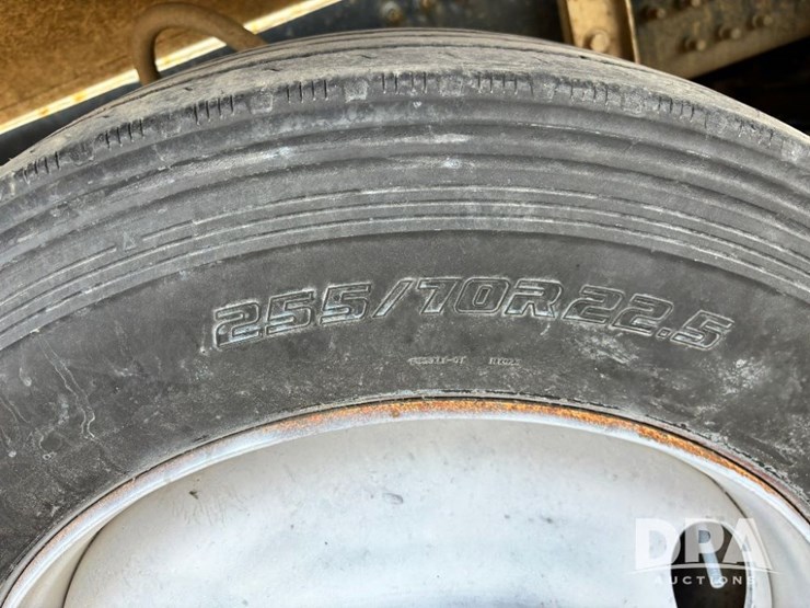 mack-granite-gu713-image-51