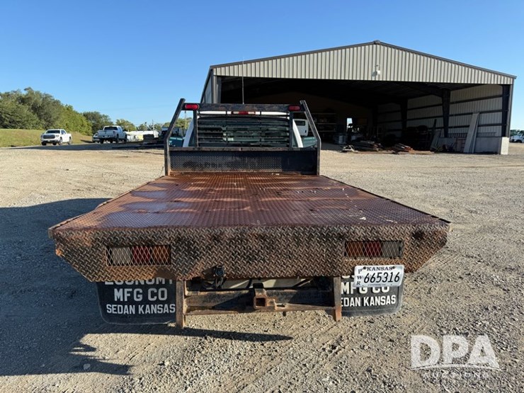 2002-gmc-3500-image-15