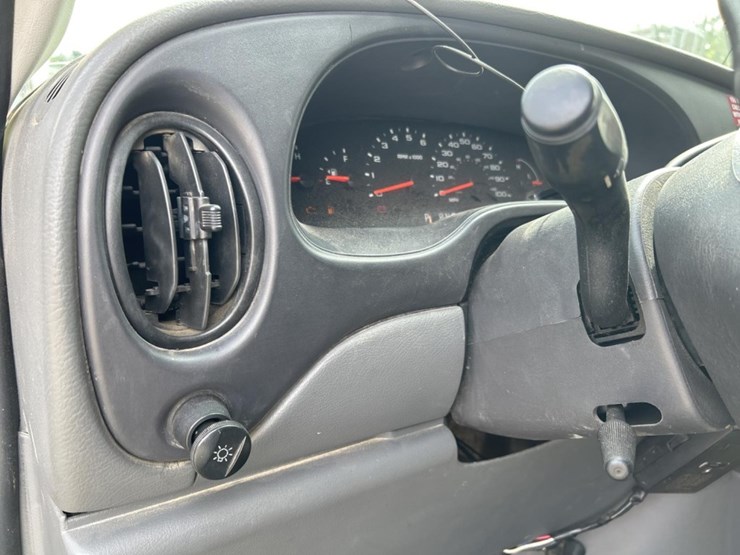 2006-ford-e350-image-41