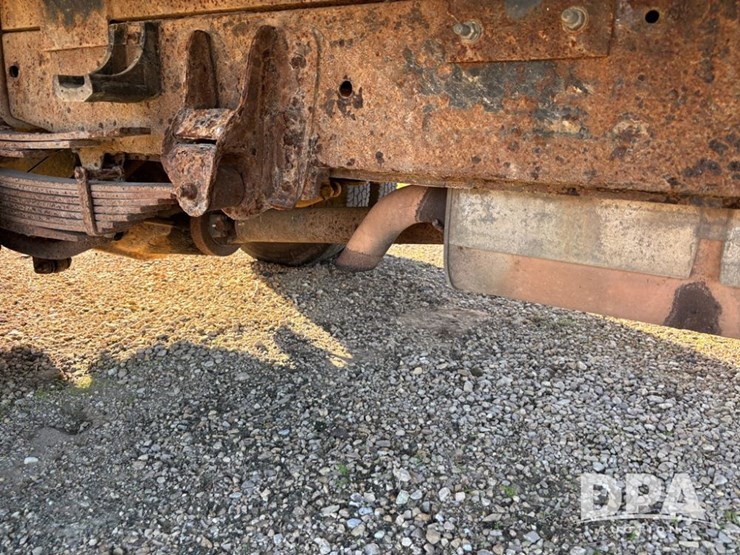 2001-gmc-3500-image-30