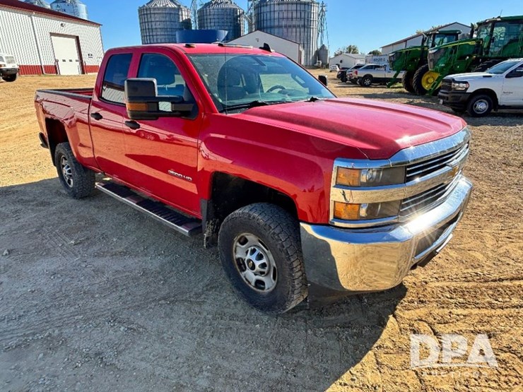 2016-chevrolet-2500-image-5