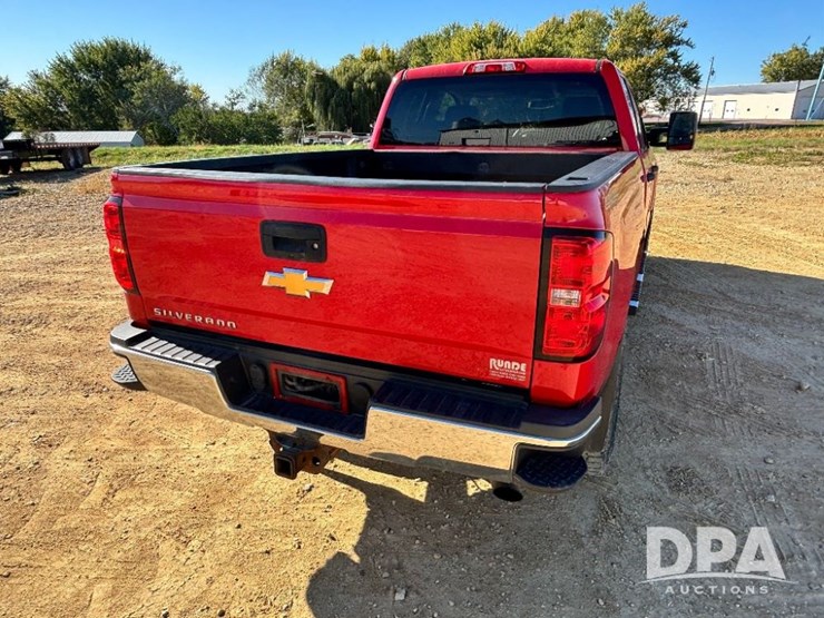 2016-chevrolet-2500-image-10