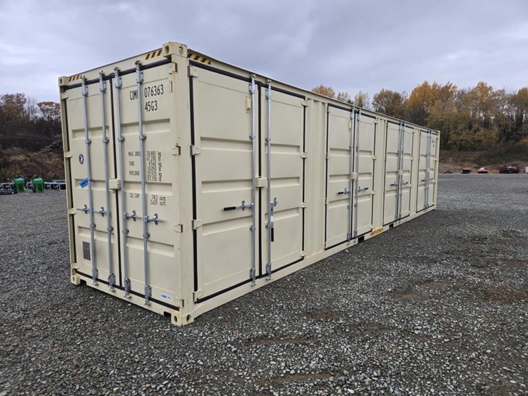 #6465-•-40‘-(5)-door-shipping-container-image-1