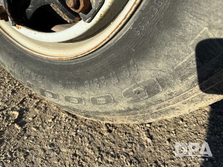 1991-international-4900-image-35