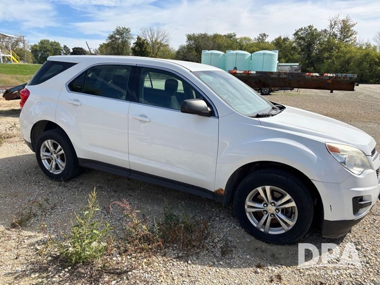 2015-chevy-equinox-(dr12336-unit-0999)-image-13