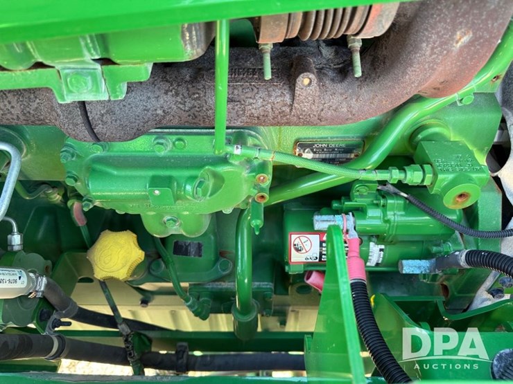 2023-john-deere-800r-image-107