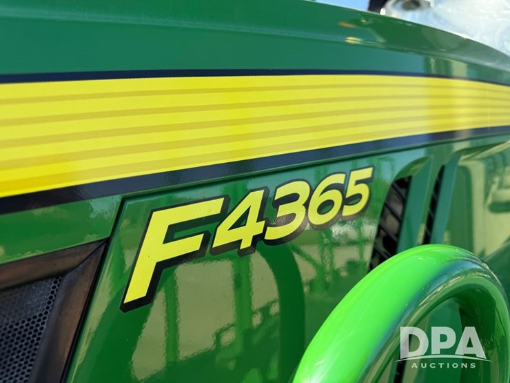 2021-john-deere-f4365-image-100