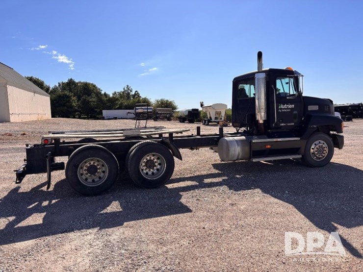 1994-mack-ch613-image-8