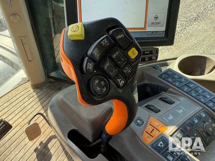 2021-john-deere-f4365-image-119