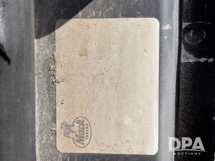 1994-mack-ch613-image-92