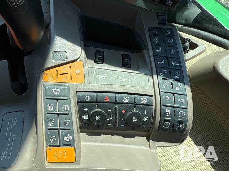 2021-john-deere-r4044-image-149