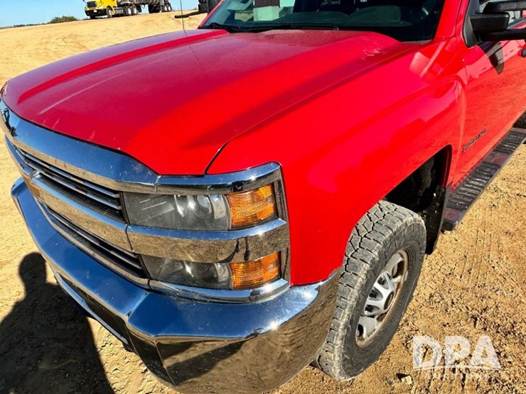 2016-chevrolet-2500-image-21