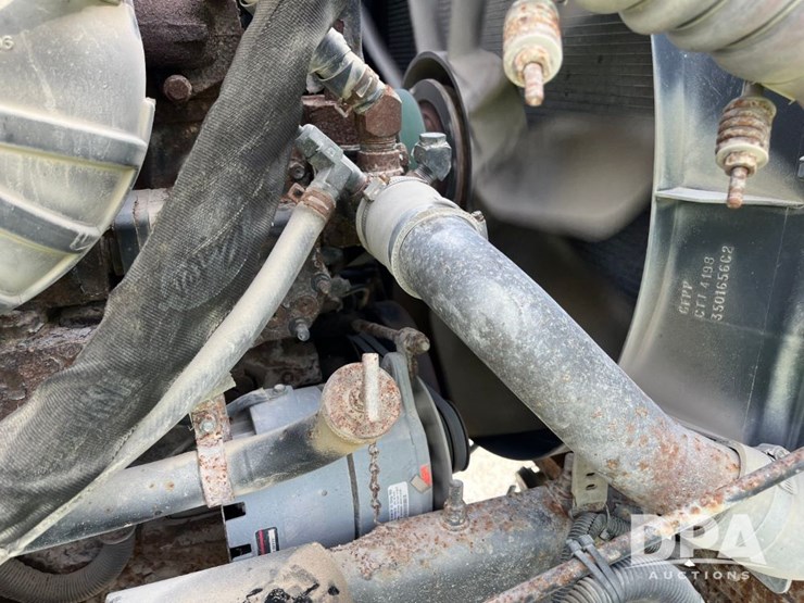 2001-ihc-9100-truck-(jn2647,-unit-32347)-image-75