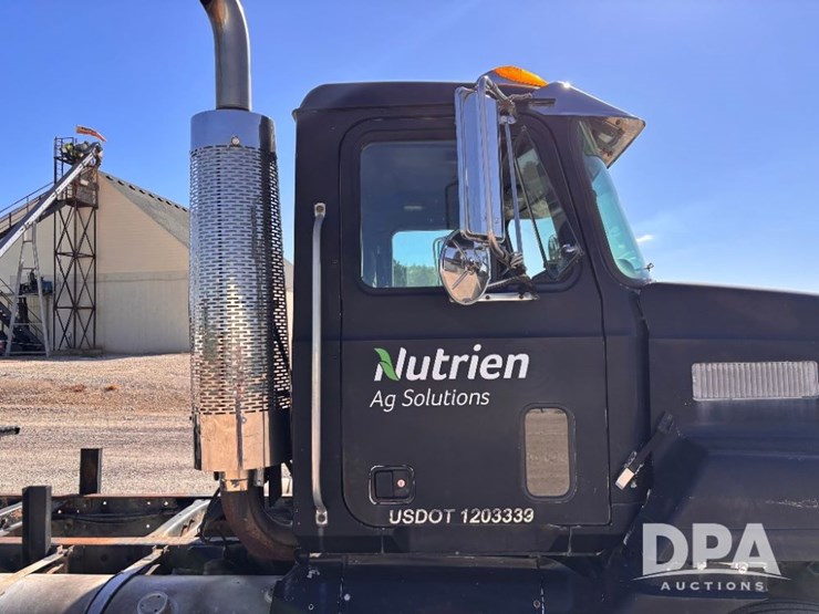 1994-mack-ch613-image-52