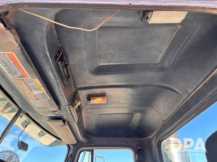 1994-mack-ch613-image-90