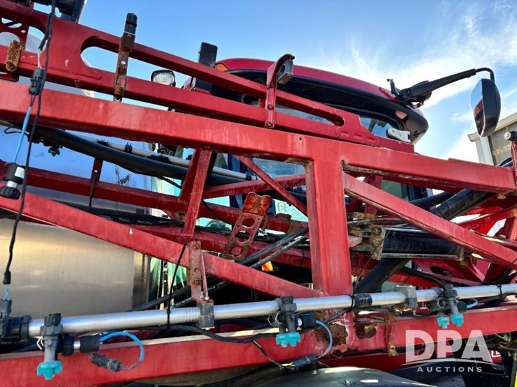 2015-case-ih-patriot-4440-image-91