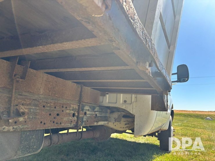 2003-ford-f450-xl-image-42