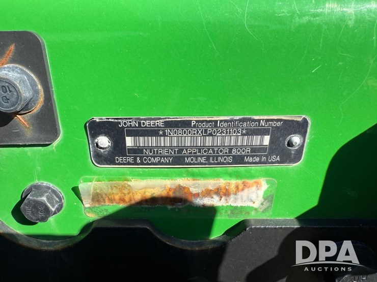 2023-john-deere-800r-image-141