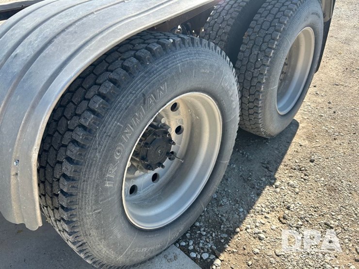 1994-kenworth-t600-image-17