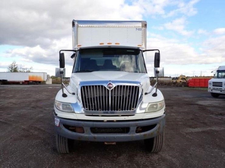 2008-international-durastar-4400-t/a-van-truck-1ht-image-2
