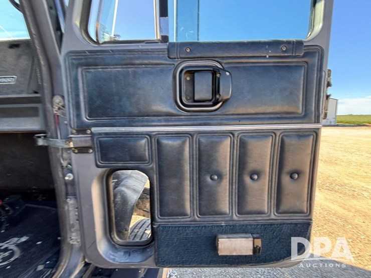 1994-mack-ch613-image-71