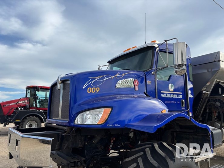 2014-kenworth-t470-image-19