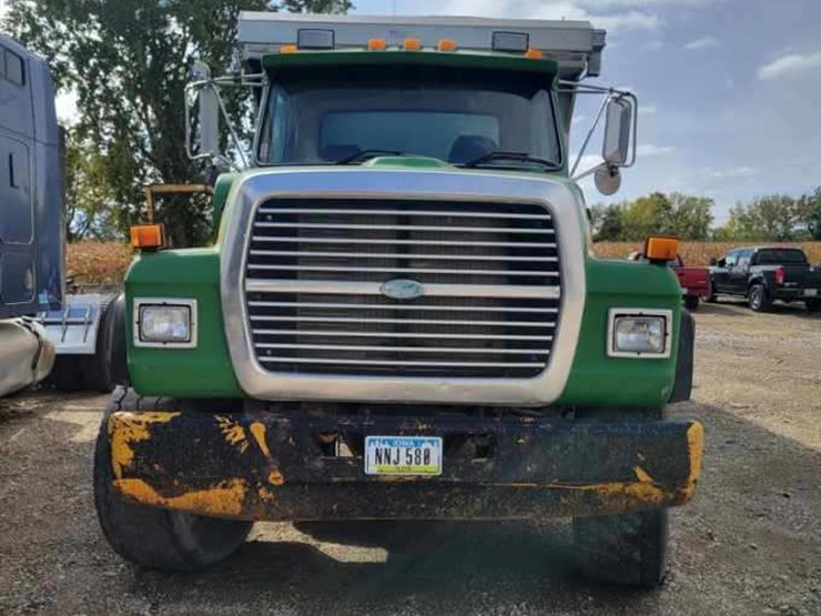 1995-ford-lt9000-image-2