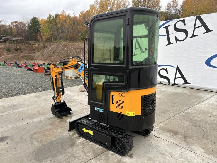 #6459-•-unused-future-ft13c-mini-excavator-image-3
